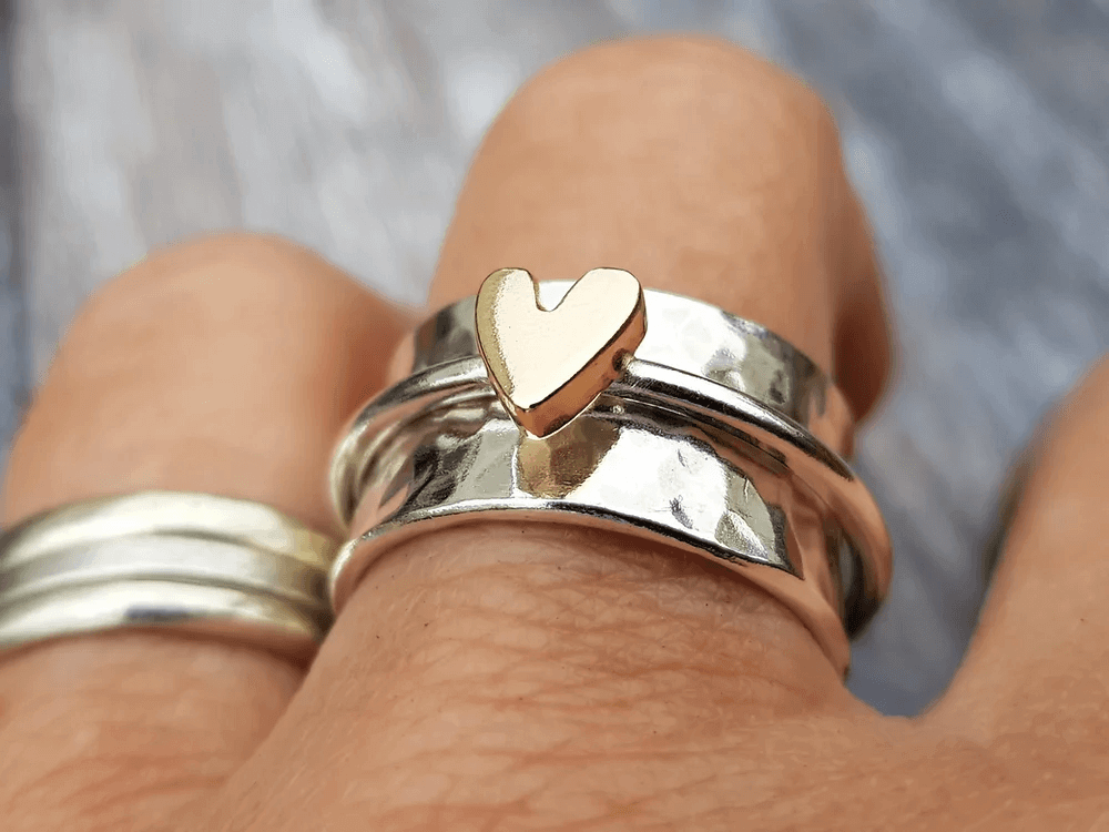 Mireia - Silver Ring with Golden Heart