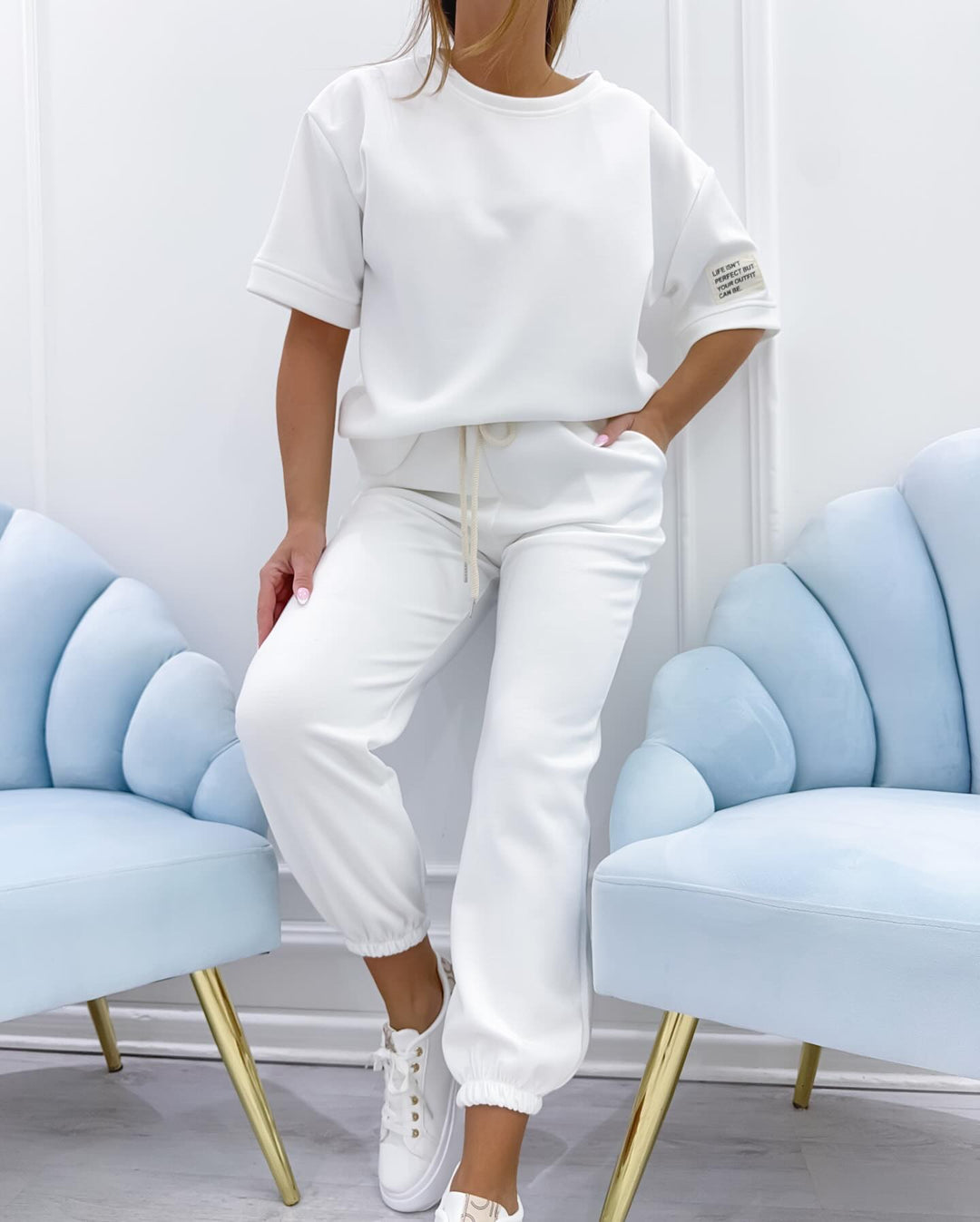 Women's Relaxed Outfit: Solid Top and Trousers Set
