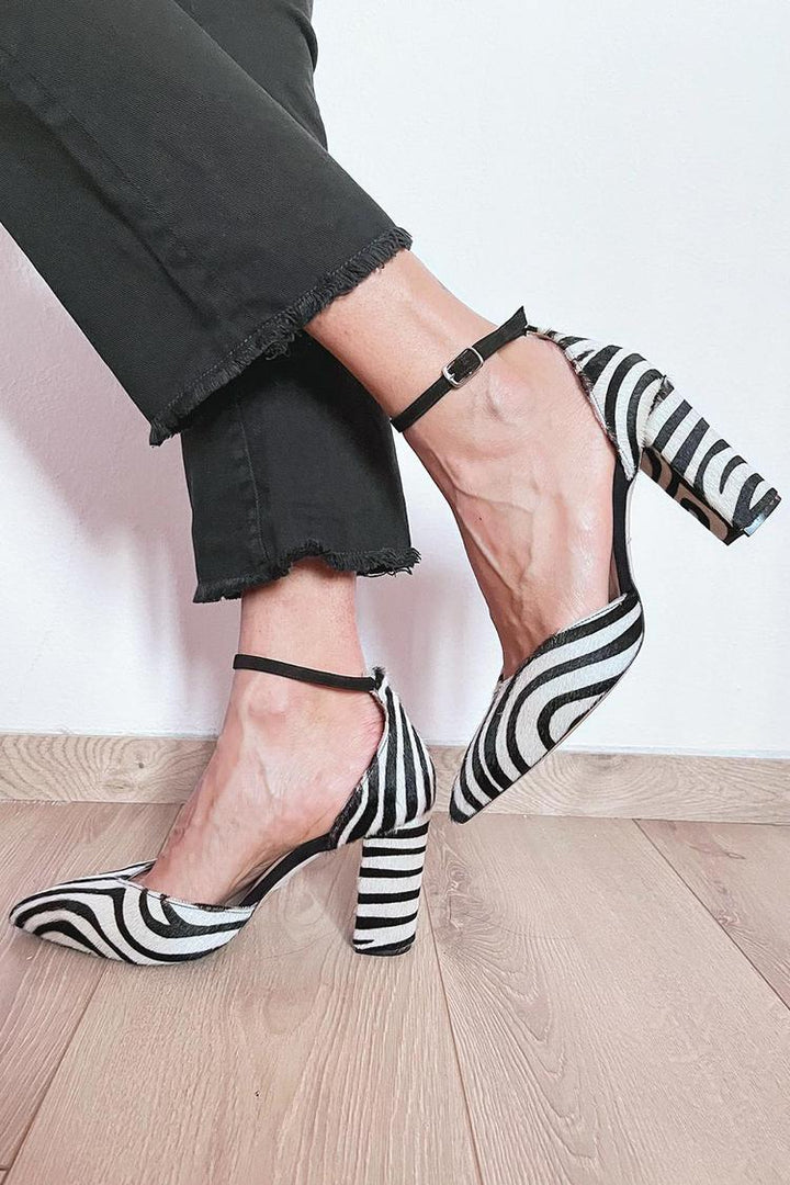ZEBRA-PRINT PUMPS WITH ANKLE STRAP