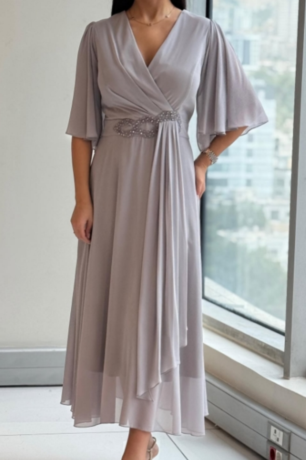 ELMA - Elegant Midi Dress with Flowing Silhouette