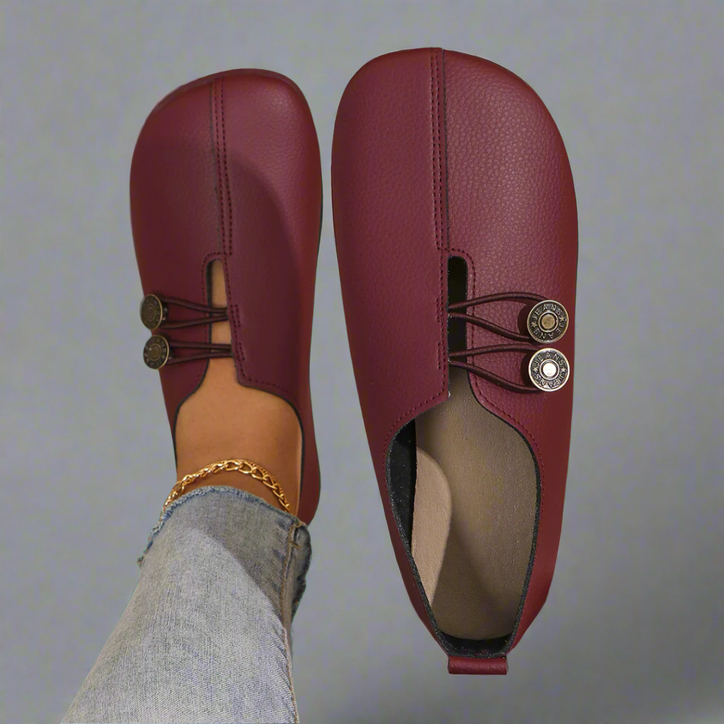 Kreszentia | Cozy Button Slip-On Shoes