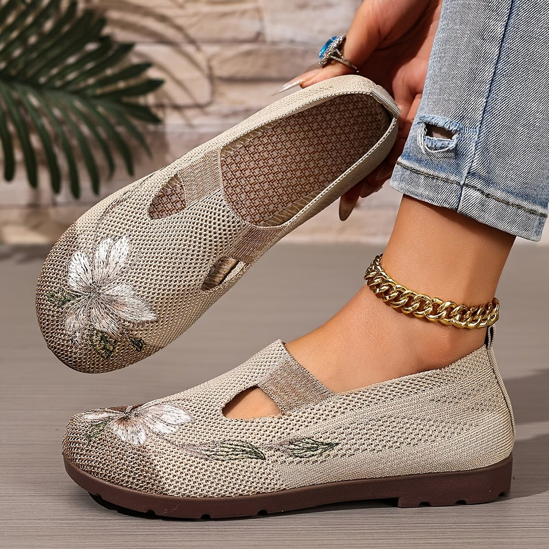 Chic Embroidered Women's Breathable Shoes