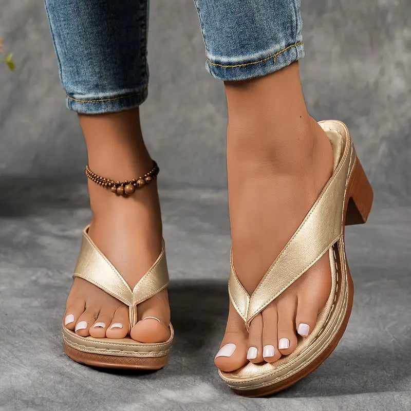 DELACROIX | Chic Comfort Sandals