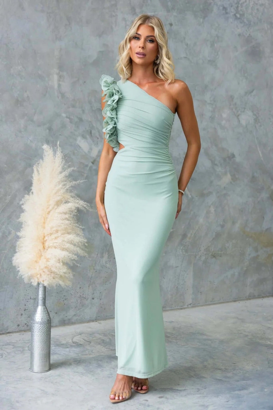Women's One-Shoulder Maxi Dress with Ruffle