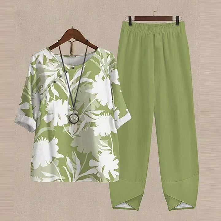 Women's Two-Piece Set with Round Neck and Short Sleeve