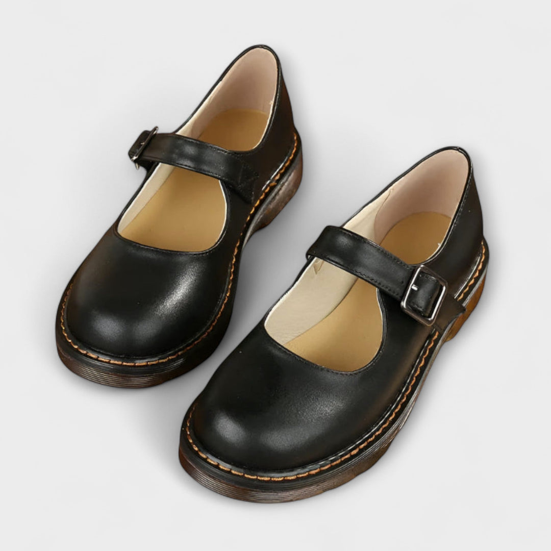 Women's Vintage Mary Jane Shoes – Classic Shoes with Straps and Comfort Sole