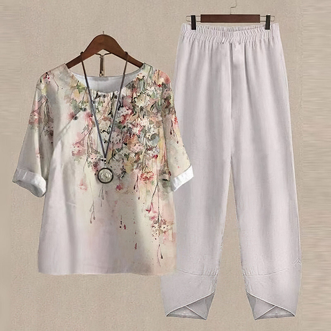 Women's Two-Piece Set with Round Neck and Short Sleeve