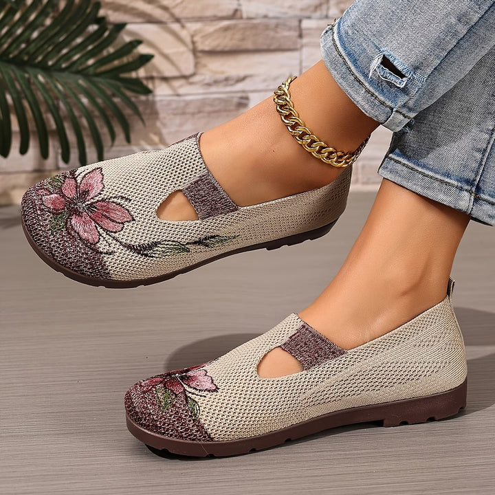Chic Embroidered Women's Breathable Shoes