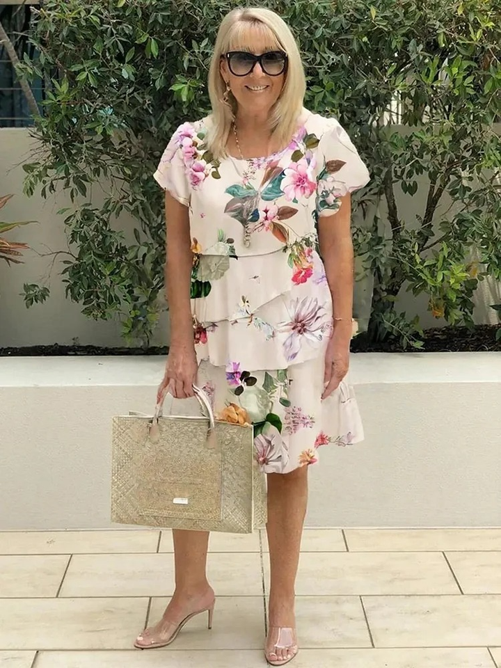 Emily™ – Elegant Maxi Dress with Flowers
