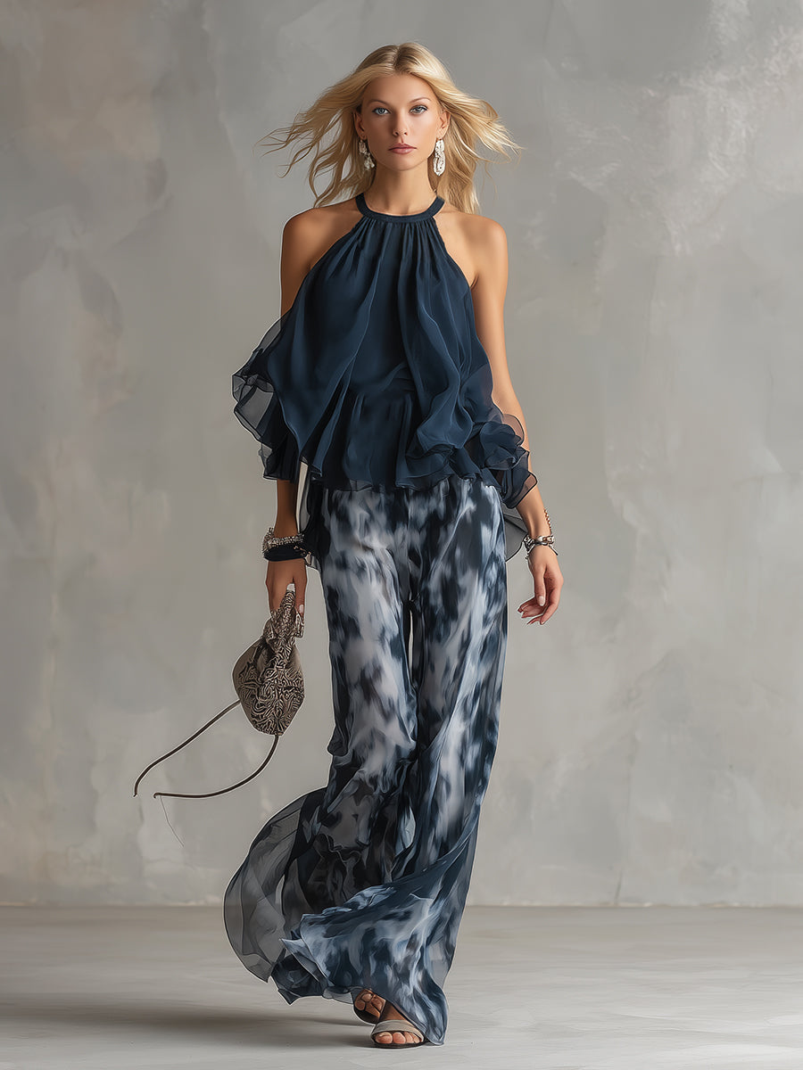 Ludovica – Chic Ensemble with High-Neck Blouse and Flowing Printed Trousers