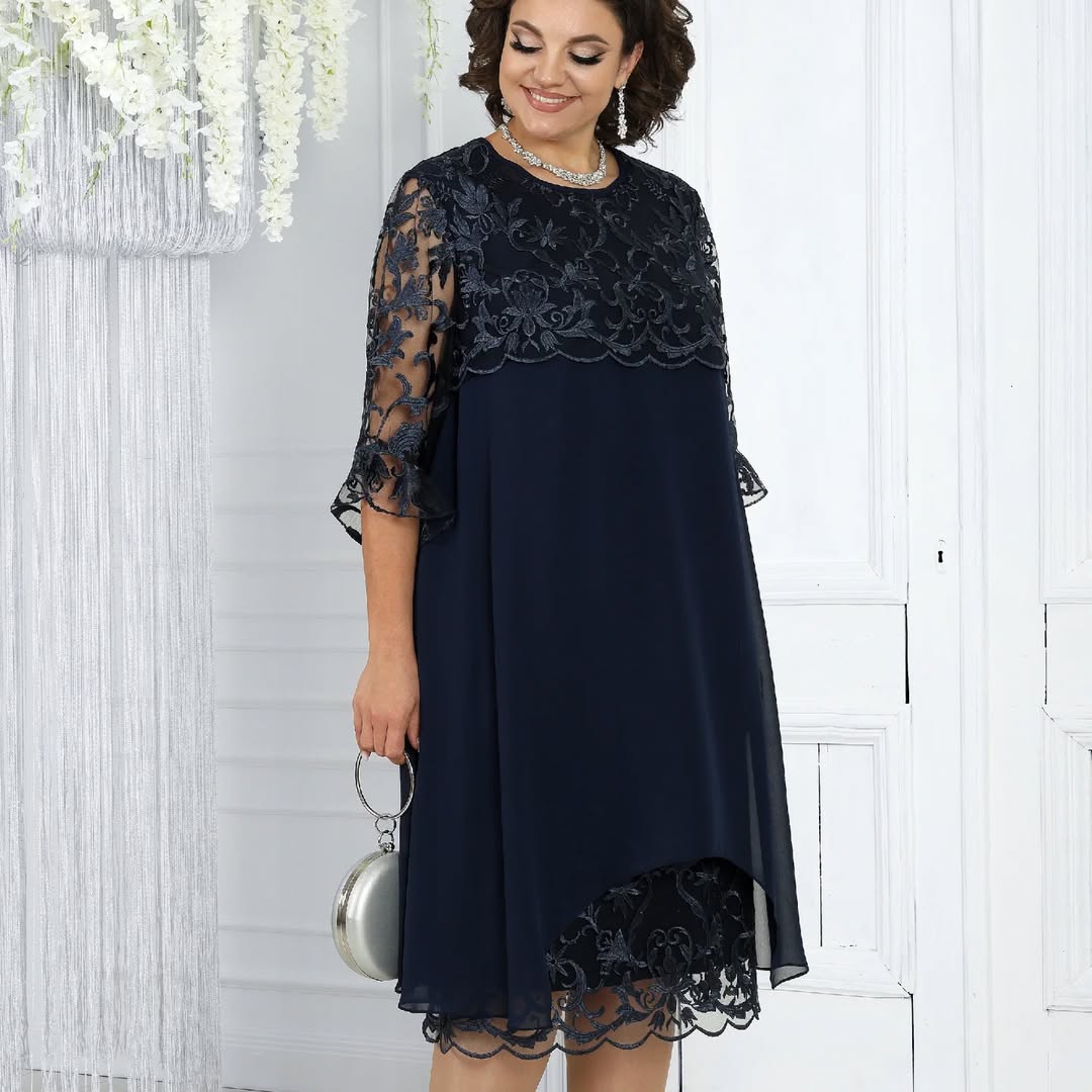 Women's Round Neck Embroidered Patchwork Dress