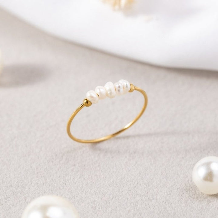 Silva - Ring made of freshwater pearls