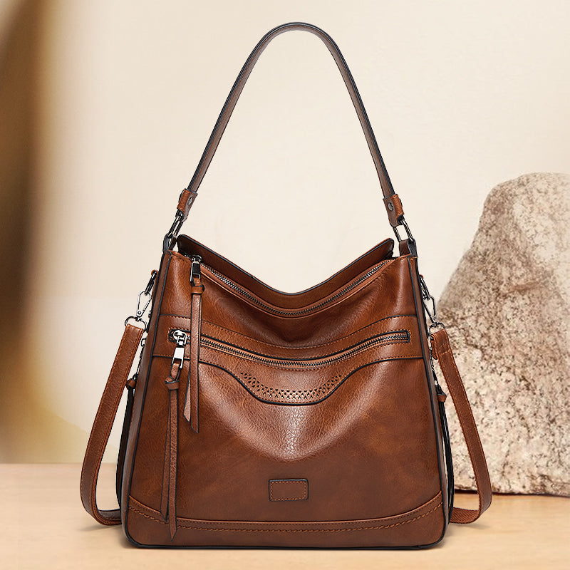 Malbjørg | Elegant shoulder bag with wavy design
