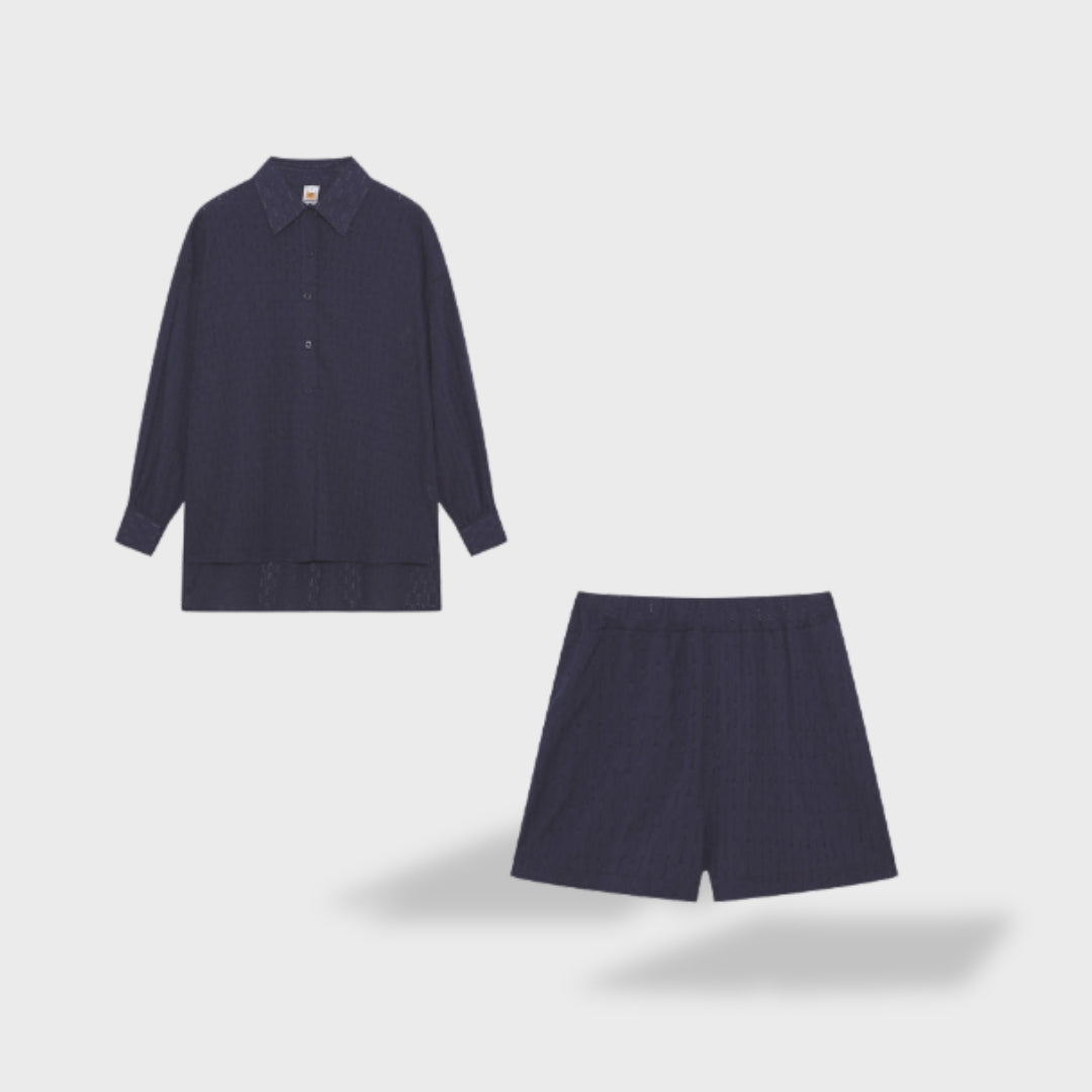 Montserrat | Stylish Elegance Shirt
