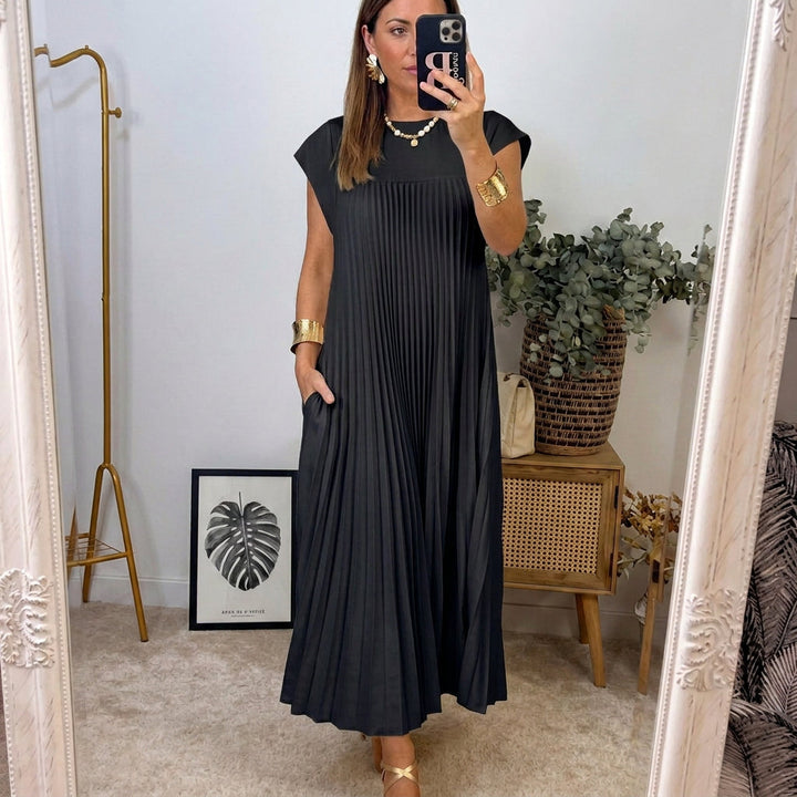 Ana - Classic Comfort Dress