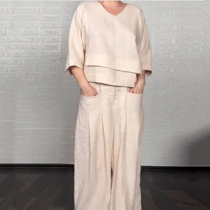 Noa | Sleek Minimalist Two-Piece Ensemble