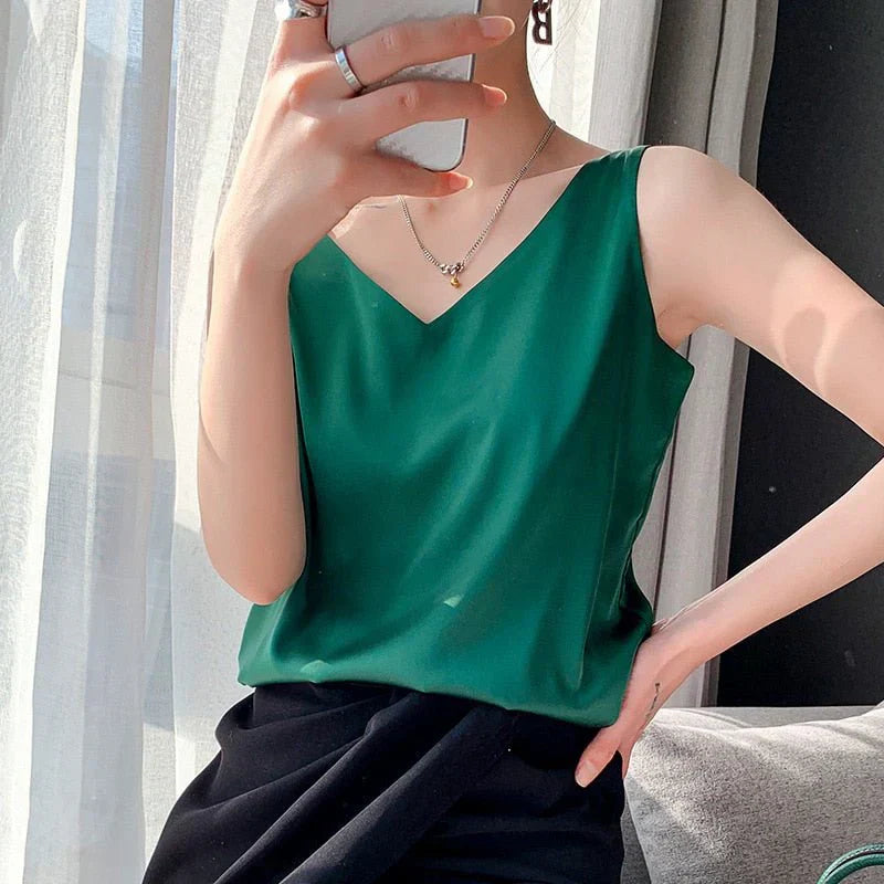 Levoire | Women's Elegant Soft Tank Top